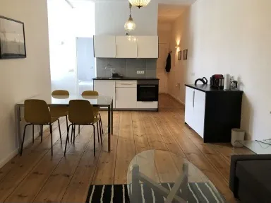 Möblierte 2-Zimmer-Wohnung in Moabit – ideal für befristete berufliche Aufenthalte — photo 1